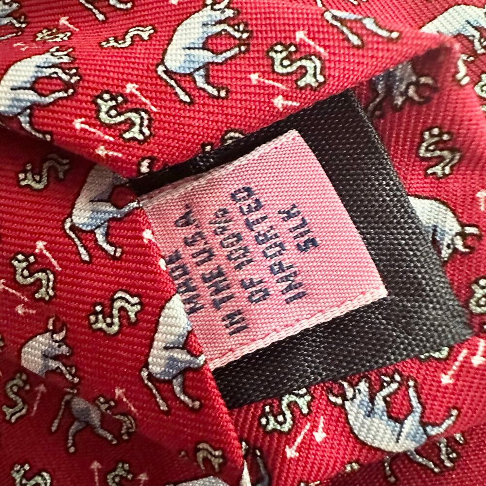 Vineyard Vines Martha Handpicked Shep Ian Red Silk Bull Market Dollar Money Tie - Picture 4 of 7